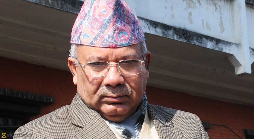 पूर्वप्रधानमन्त्री नेपालले भने, ‘सीमामा काँडेतार लगाऔं’