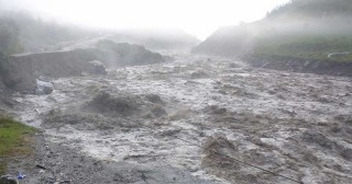 जुगलको लिदिमा पहिरो गयो, बलेफि जुगल करिडोरका बस्तिहरु जोखिममा