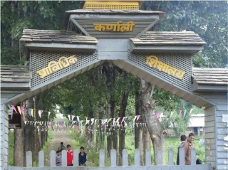 जुम्लामा औषधि विज्ञान पठनपाठन गर्न अनुमति