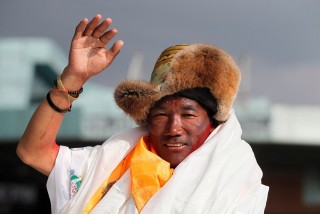 कीर्तिमानी आरोही कामिरिता शेर्पा २५ औँ पटक सगरमाथा आरोहण