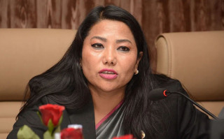 म फेल भएँ भने रामकुमारी भन्नेले ठुला कुरा गर्थी असफल भई भन्नेछन्: रामकुमारी झाँक्री