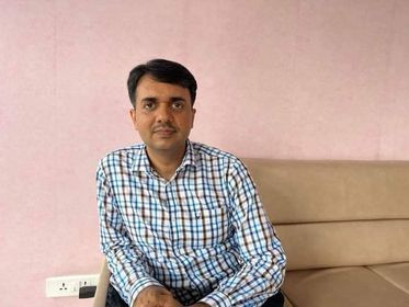 मुटुरोगप्रति चेतना बढ्दैछ:  डा. ओममूर्ति अनिल