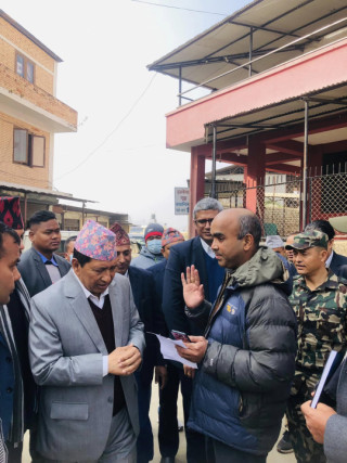 यातायात कार्यालय एकान्तकुनामा मन्त्री श्रेष्ठको छड्के