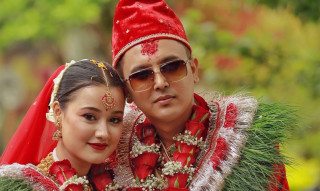 कलाकार रियाशा दाहाल र भिक्टरले यसरी गरे बिहे
