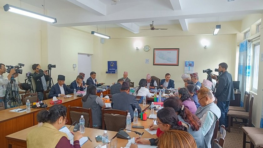प्रत्येक ५ वर्षमा शिक्षकले पुनर्ताजगी तालिम लिनेगरी समितिमा सहमति