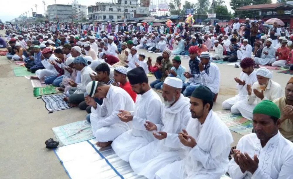 मनाइँदै बकर इद,आज सार्वजनिक बिदा