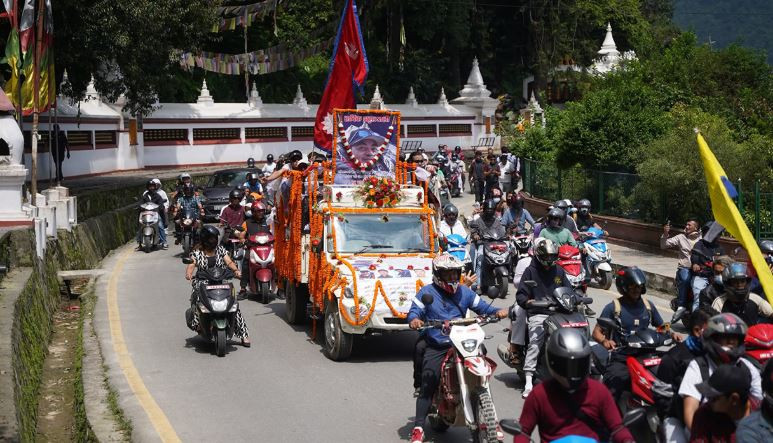 १० पटक सगरमाथा चढेका युक्ताको स्वयम्भूमा अन्त्येष्टि, लाप्राकमा पनि दीप प्रज्ज्वलन
